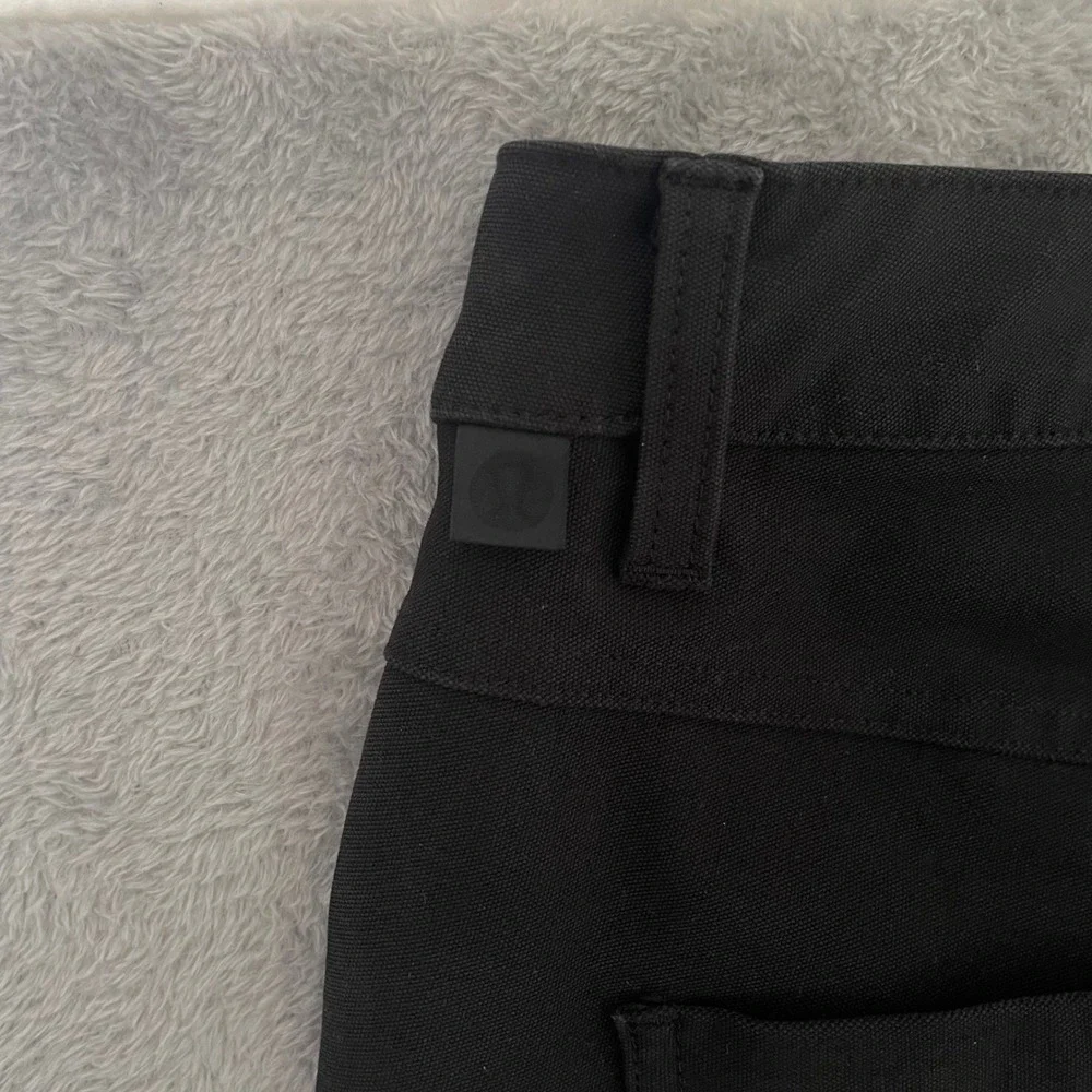 Lululemon ABC Pant Men 38 Black Slim Fit Chino Trouser Warpstreme Golf Travel